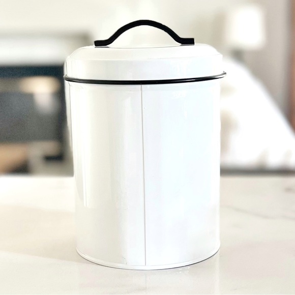 ENAMELED DOG TREAT METAL CANISTER BLACK WHITE HAUTE DOG BONE GRAPHICS IN… - Picture 7 of 12